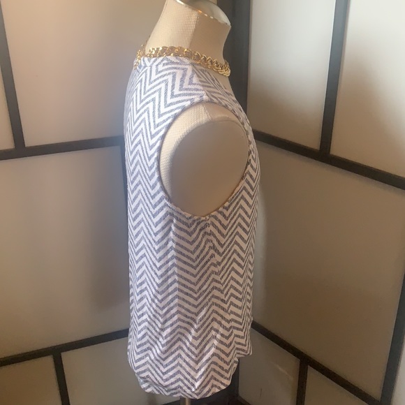 ATHLETA Blue White Hi-Lo Tank Top Size Medium - Picture 4 of 9